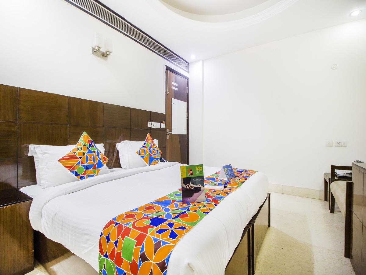 Fabhotel Marble Arch Karol Bagh Delhi  Exterior photo